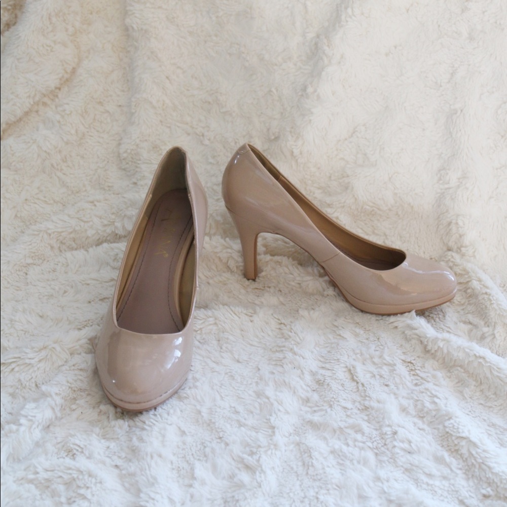 Amiana Nude Patent Platform Pumps 8